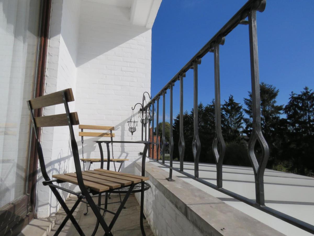 Guesthouse La Maison De Fille Diest Exterior photo
