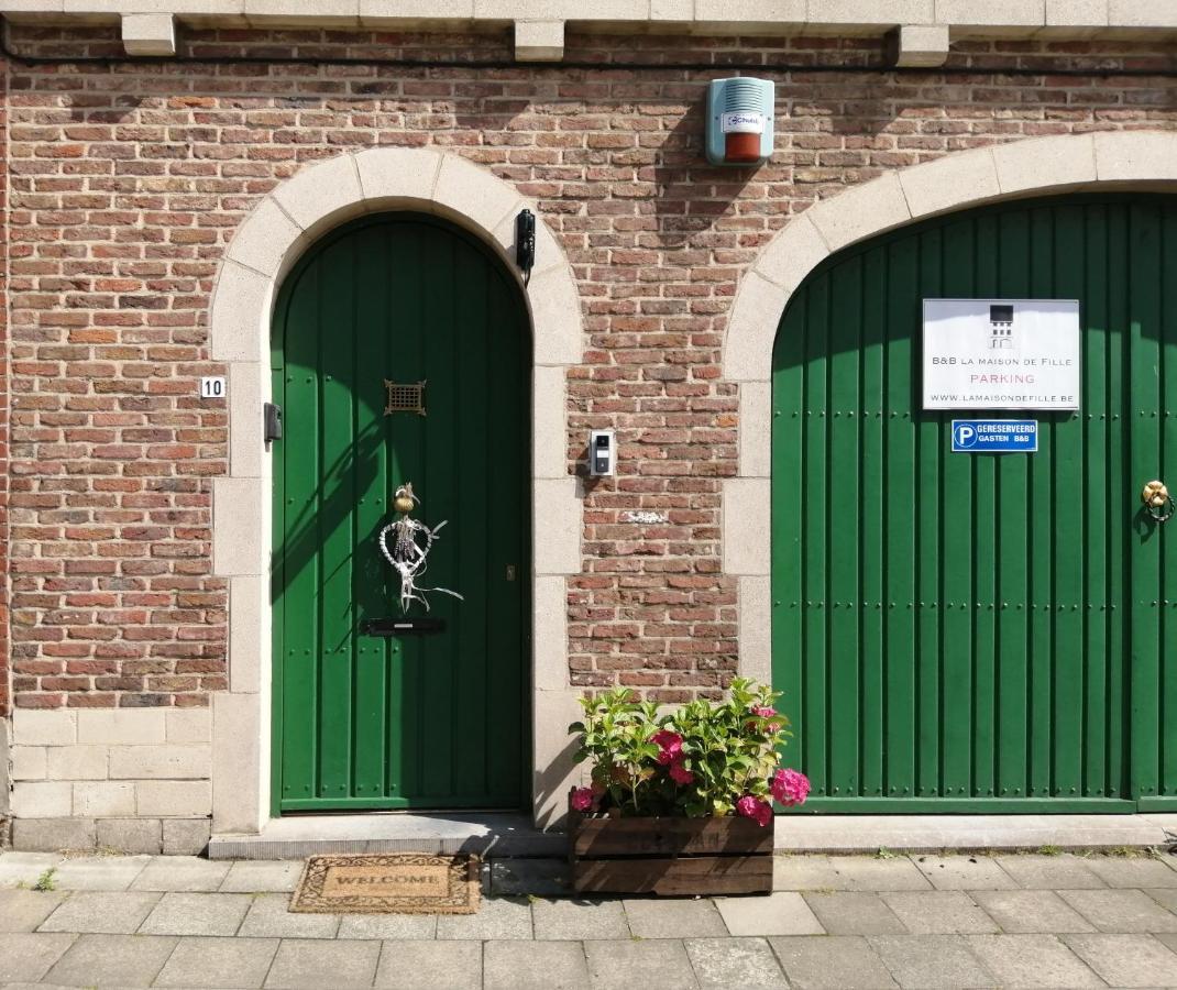 Guesthouse La Maison De Fille Diest Exterior photo
